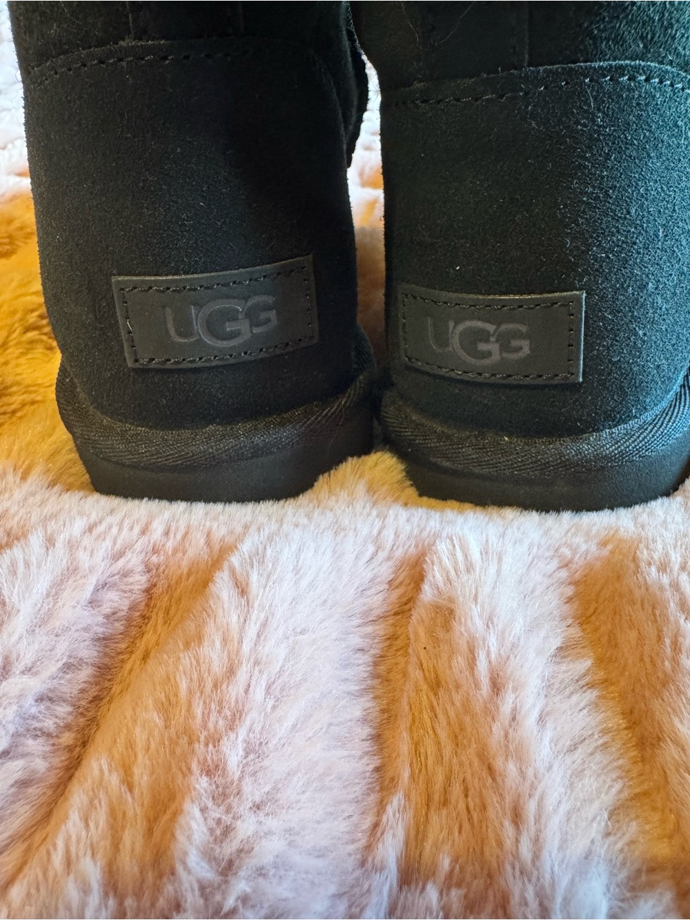 UGG Classic Short Suede Ankle Boots in Black - Picture 2 of 5